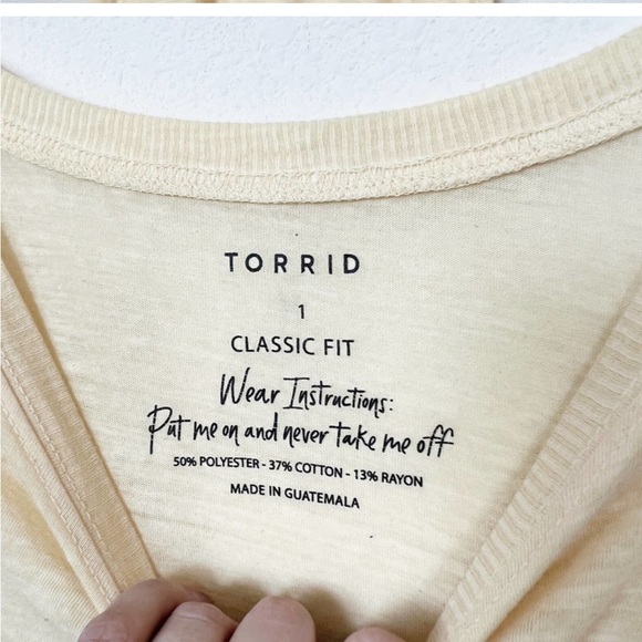 🌴☀️ Torrid Palm Springs Classic Fit Yellow Vintage Burnout Short Sleeve Tee - Picture 4 of 5